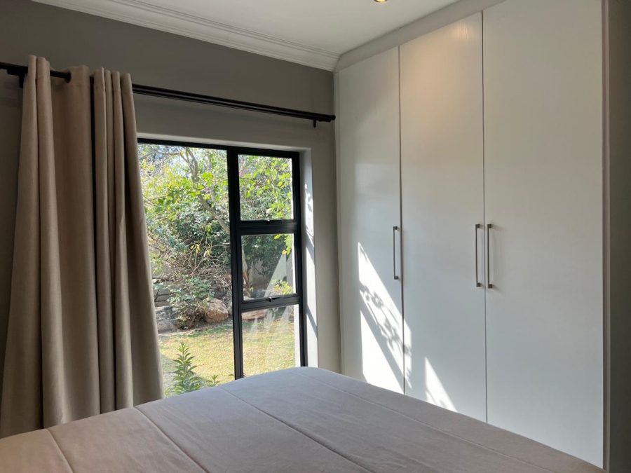 5 Bedroom Property for Sale in Wendywood Gauteng