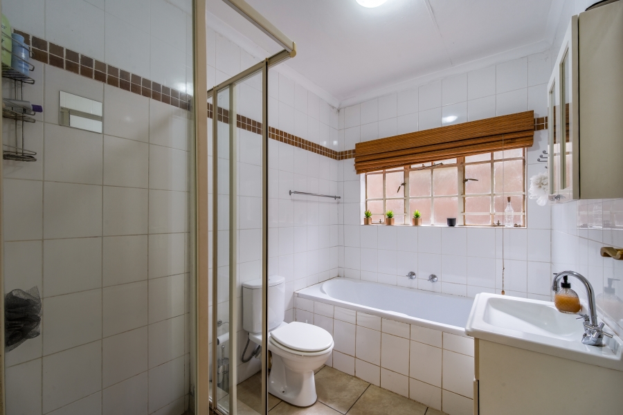 3 Bedroom Property for Sale in Meyerspark Gauteng