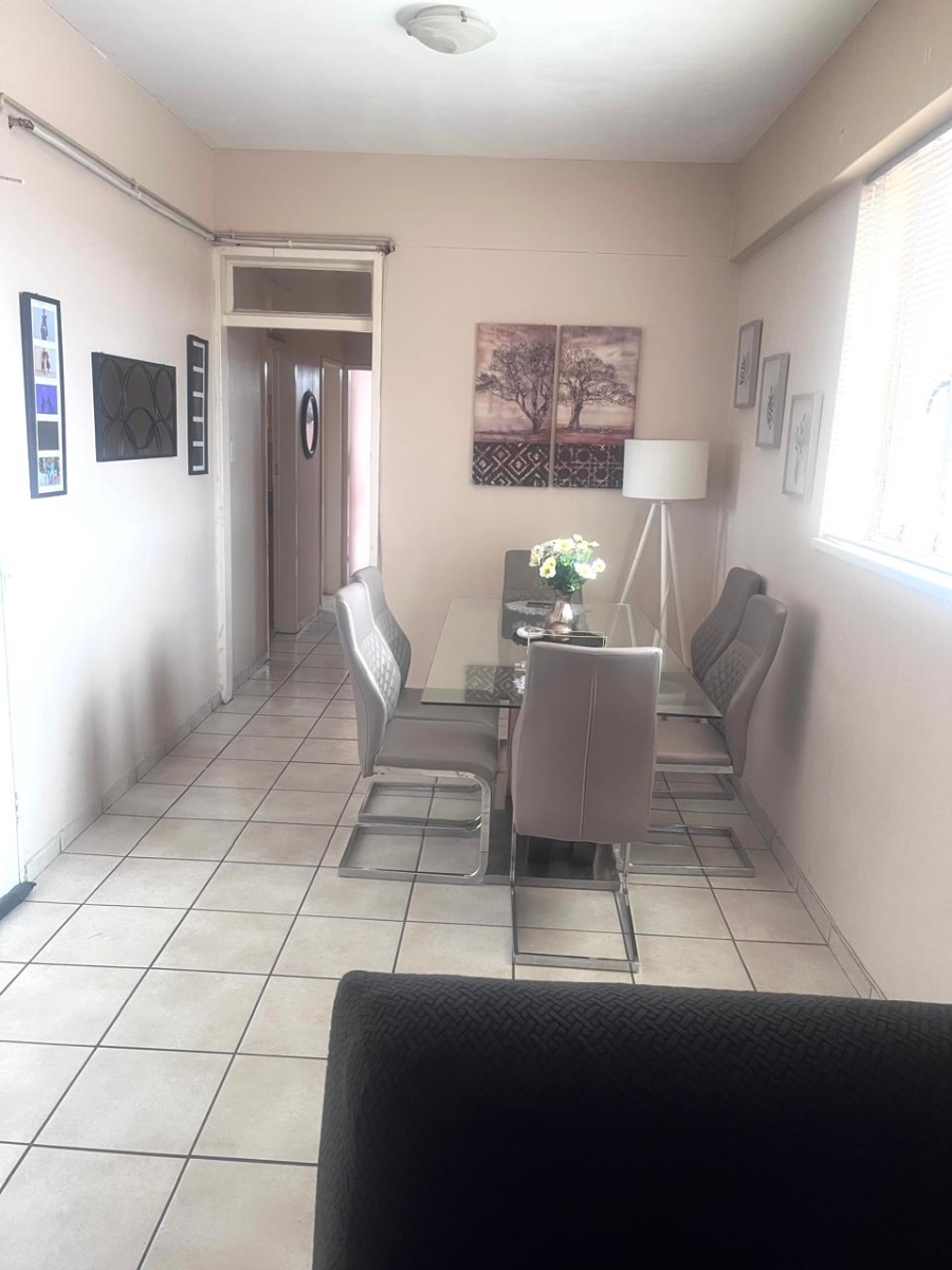 2 Bedroom Property for Sale in Bellevue East Gauteng