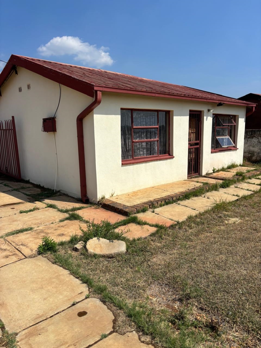 2 Bedroom Property for Sale in Ga-Rankuwa Unit 5 Gauteng