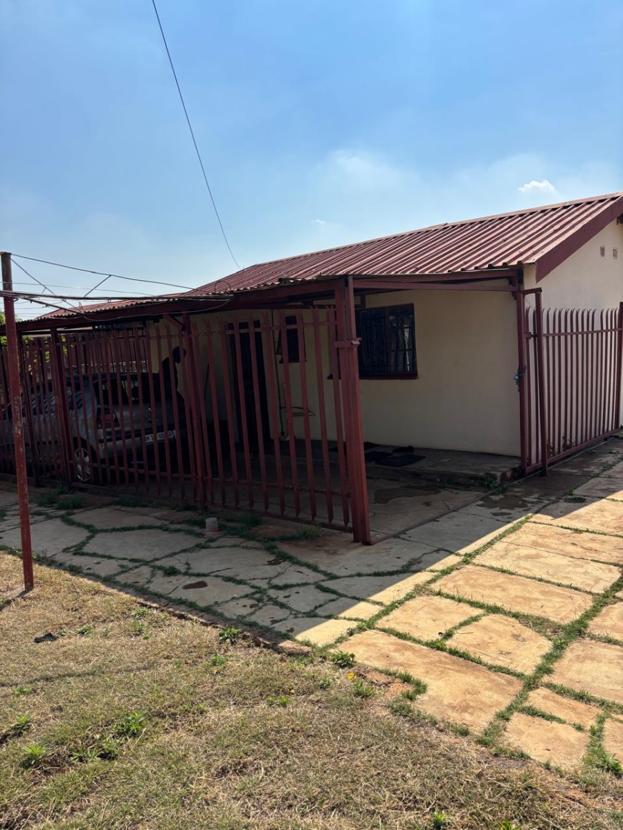 2 Bedroom Property for Sale in Ga-Rankuwa Unit 5 Gauteng