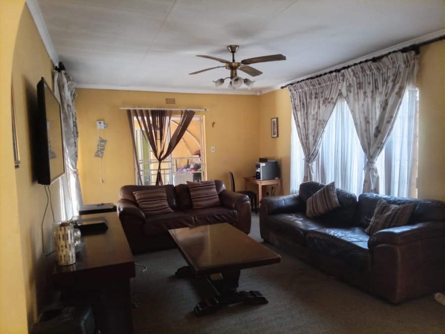 3 Bedroom Property for Sale in Vanderbijlpark SE 6 Gauteng