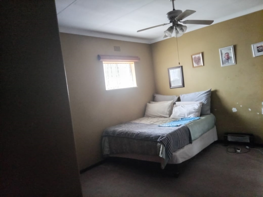 3 Bedroom Property for Sale in Vanderbijlpark SE 6 Gauteng