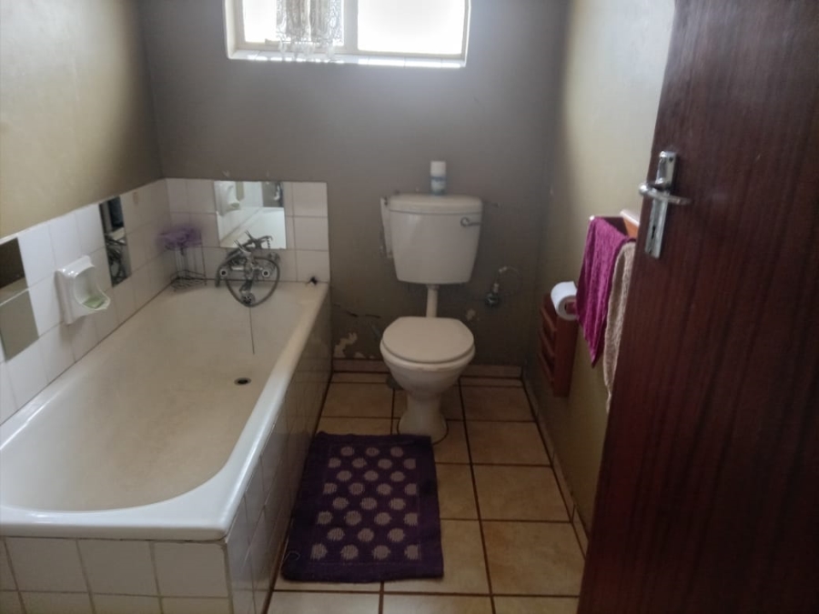3 Bedroom Property for Sale in Vanderbijlpark SE 6 Gauteng