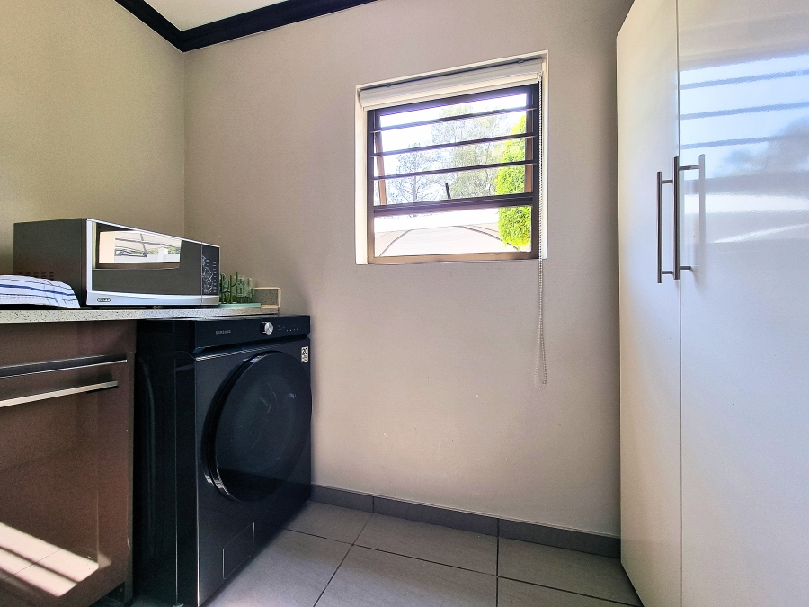 4 Bedroom Property for Sale in Carlswald Gauteng