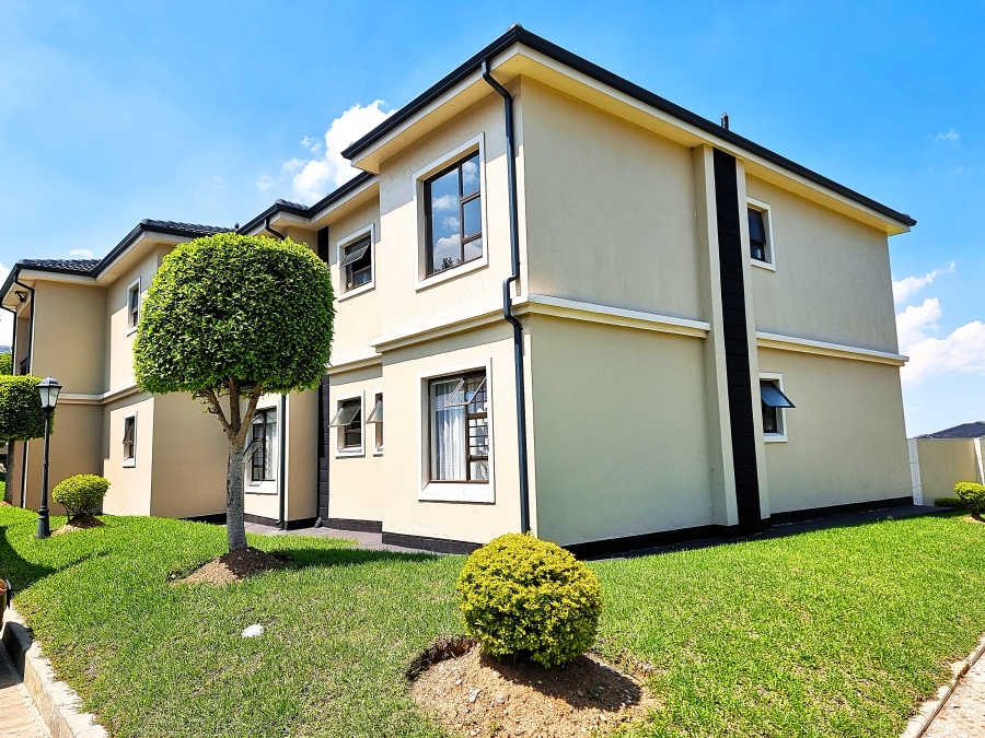 4 Bedroom Property for Sale in Carlswald Gauteng
