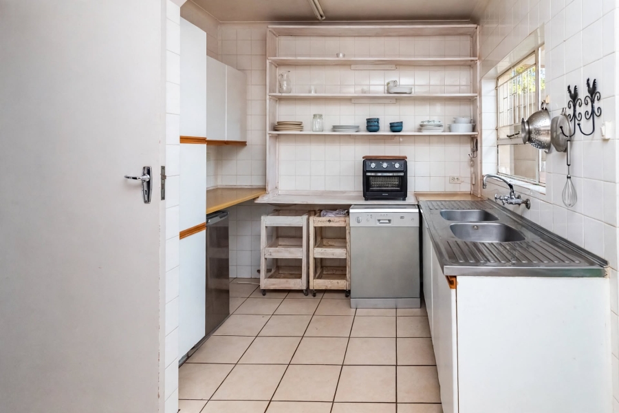 4 Bedroom Property for Sale in Wilro Park Gauteng