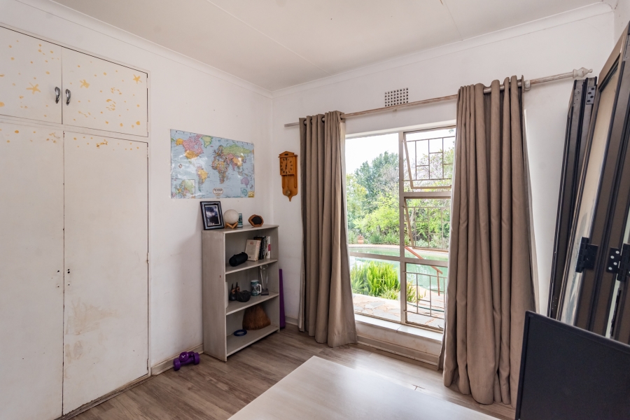 4 Bedroom Property for Sale in Wilro Park Gauteng