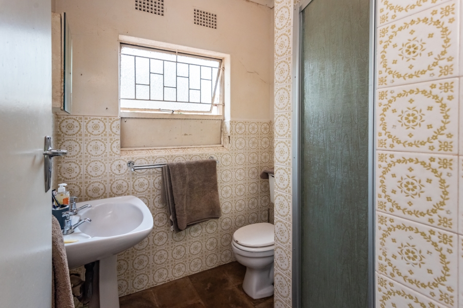4 Bedroom Property for Sale in Wilro Park Gauteng