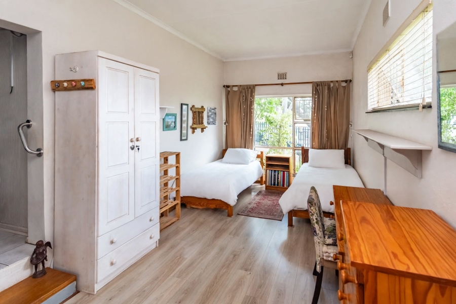 4 Bedroom Property for Sale in Wilro Park Gauteng