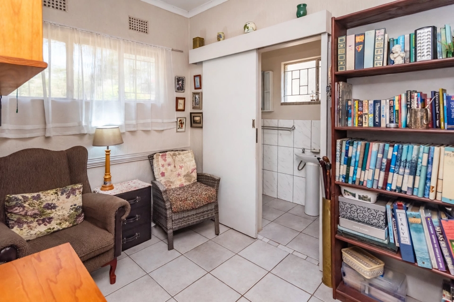 4 Bedroom Property for Sale in Wilro Park Gauteng