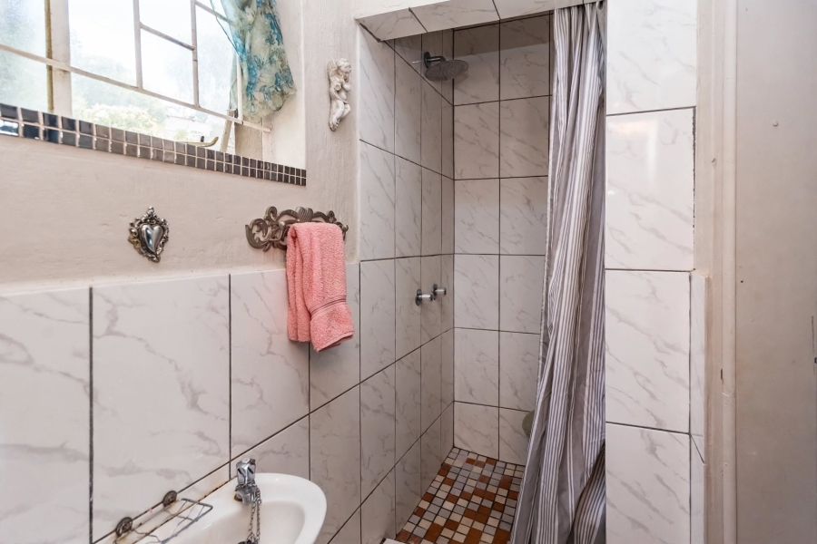 4 Bedroom Property for Sale in Wilro Park Gauteng