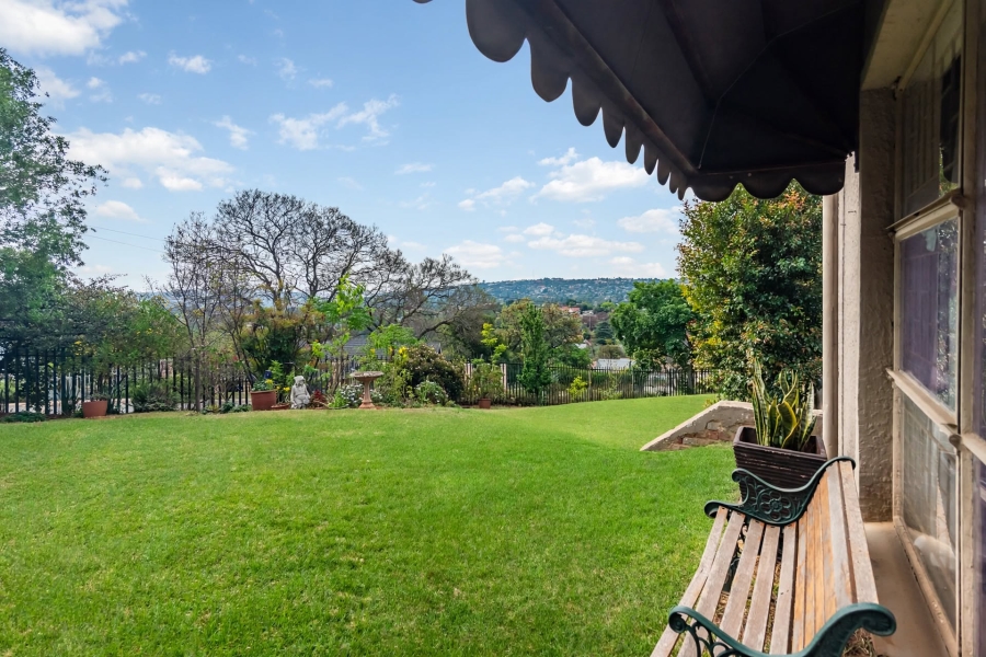 4 Bedroom Property for Sale in Wilro Park Gauteng
