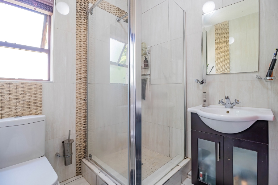 2 Bedroom Property for Sale in Douglasdale Gauteng