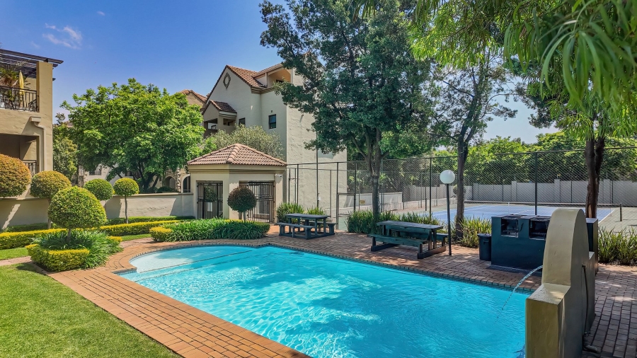 2 Bedroom Property for Sale in Douglasdale Gauteng