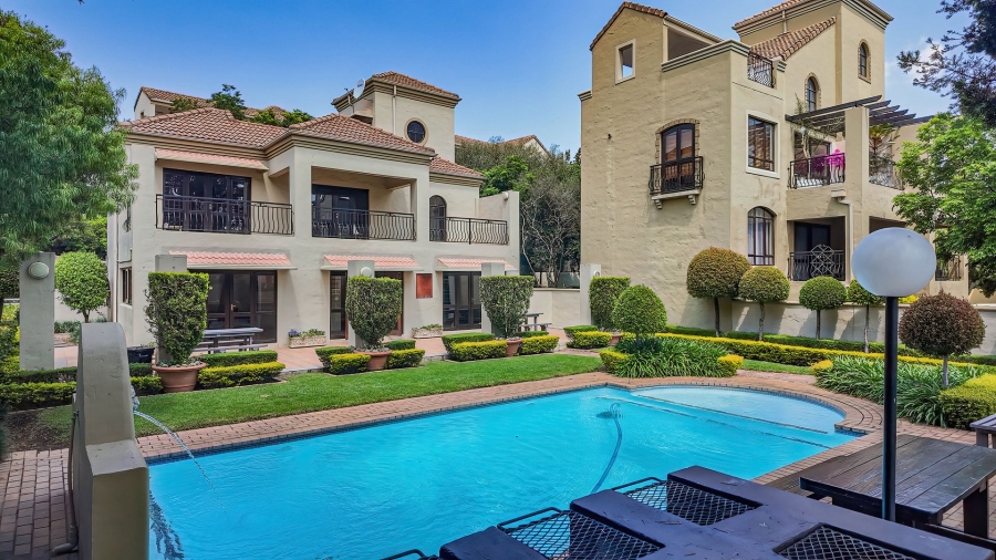 2 Bedroom Property for Sale in Douglasdale Gauteng
