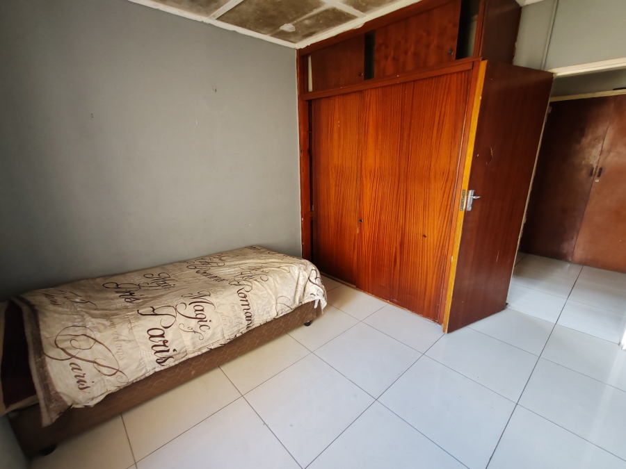 6 Bedroom Property for Sale in Danville Gauteng
