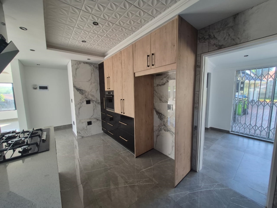 To Let 4 Bedroom Property for Rent in Eden Glen Gauteng