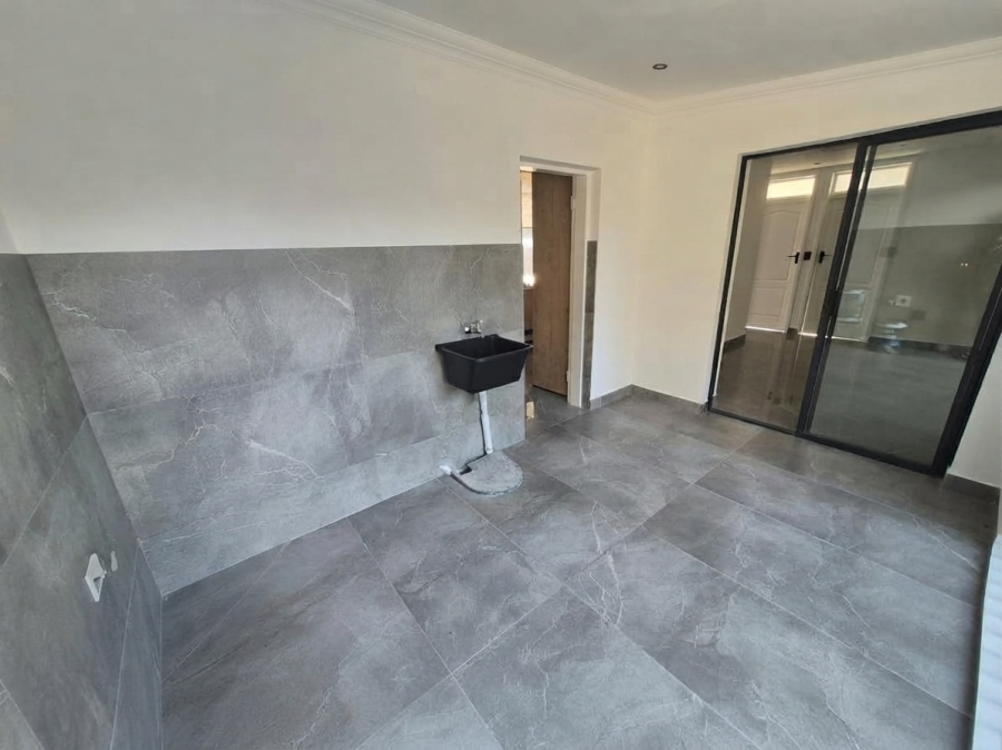 To Let 4 Bedroom Property for Rent in Eden Glen Gauteng