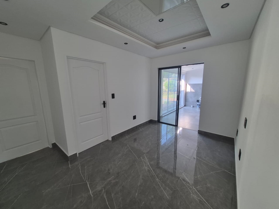 To Let 4 Bedroom Property for Rent in Eden Glen Gauteng