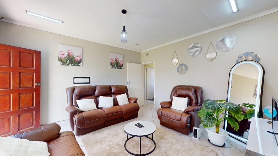 4 Bedroom Property for Sale in Rynsoord Gauteng