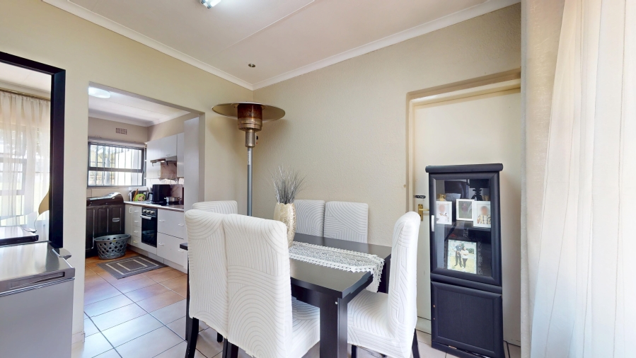 4 Bedroom Property for Sale in Rynsoord Gauteng