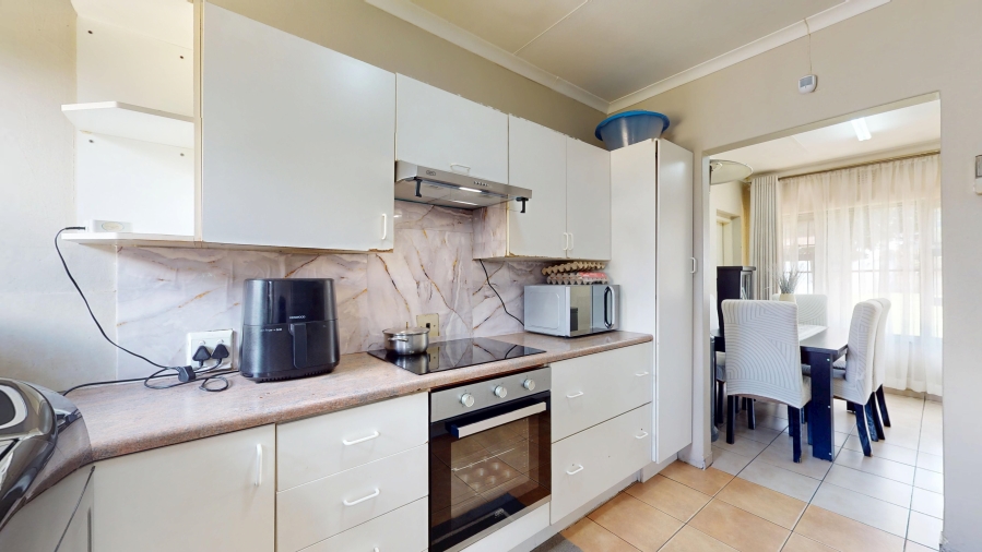 4 Bedroom Property for Sale in Rynsoord Gauteng