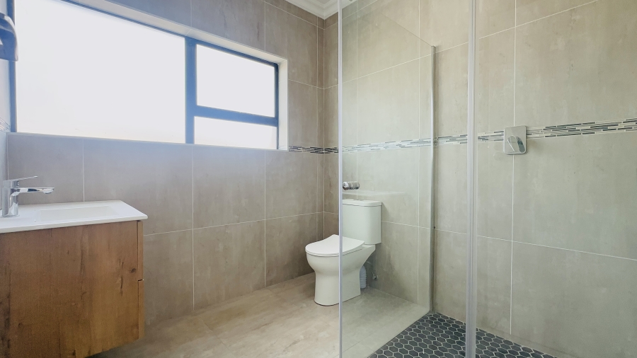 4 Bedroom Property for Sale in Helderwyk Gauteng
