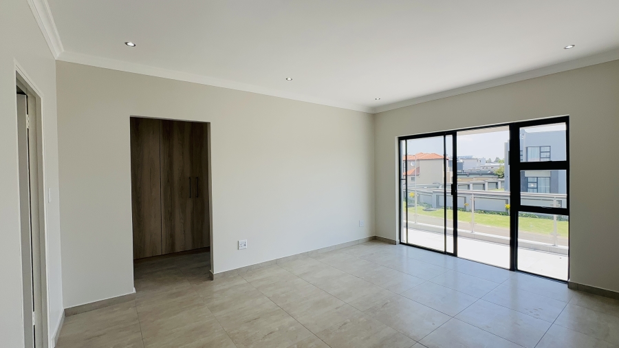 4 Bedroom Property for Sale in Helderwyk Gauteng