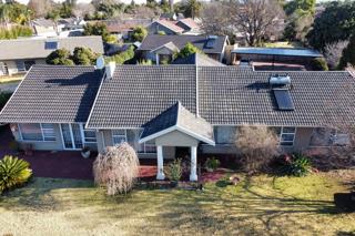 4 Bedroom Property for Sale in Brackenhurst Gauteng