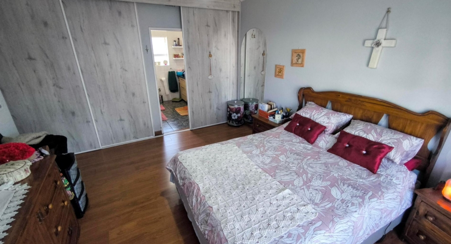 4 Bedroom Property for Sale in Brackenhurst Gauteng