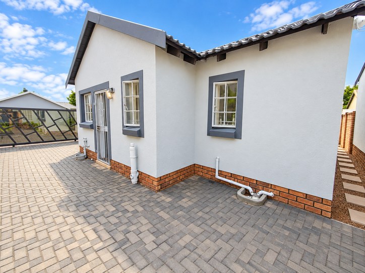 2 Bedroom Property for Sale in Chantelle Gauteng