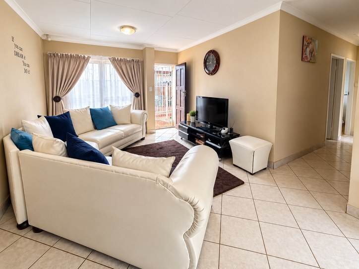 2 Bedroom Property for Sale in Chantelle Gauteng