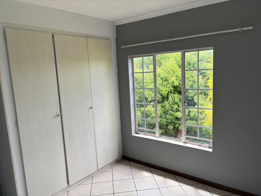 To Let 2 Bedroom Property for Rent in Mooikloof Ridge Gauteng
