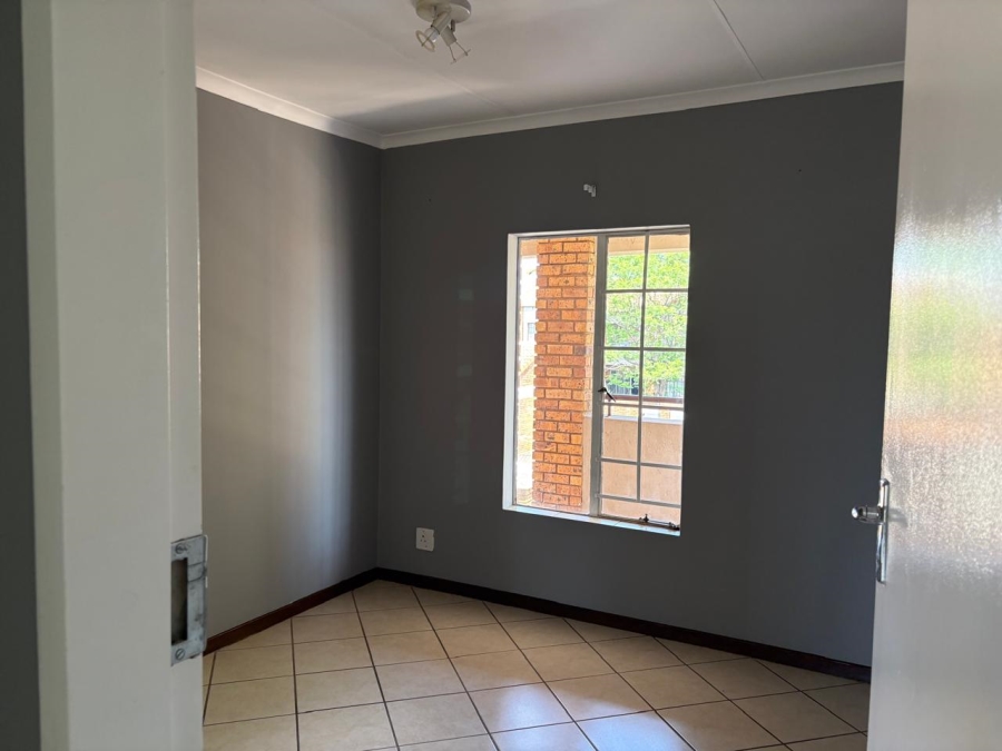To Let 2 Bedroom Property for Rent in Mooikloof Ridge Gauteng