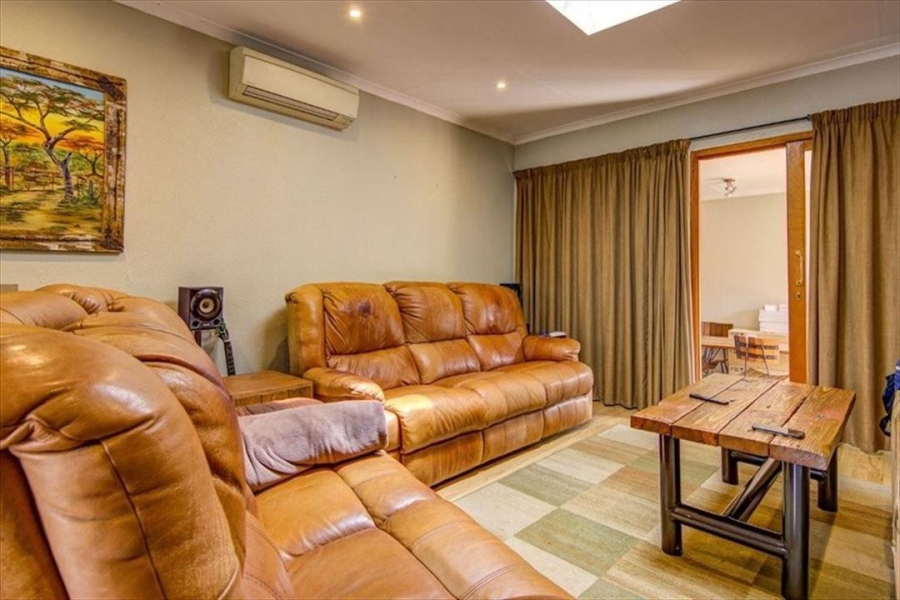 4 Bedroom Property for Sale in Allen Grove Gauteng