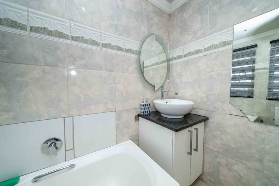 3 Bedroom Property for Sale in Leachville Gauteng