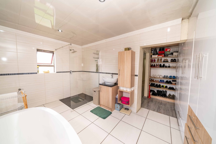 3 Bedroom Property for Sale in Leachville Gauteng
