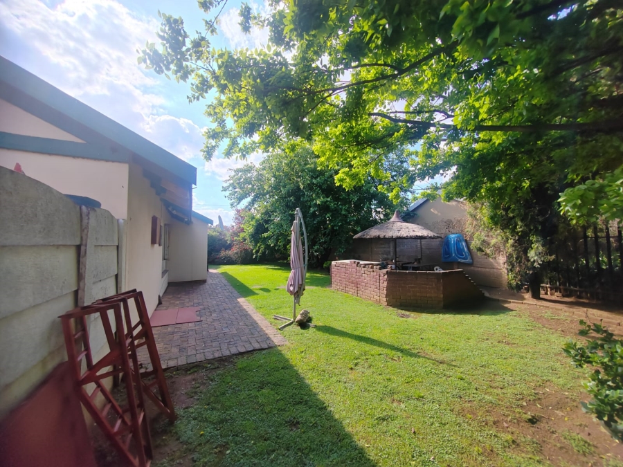 2 Bedroom Property for Sale in Huntingdon Gauteng