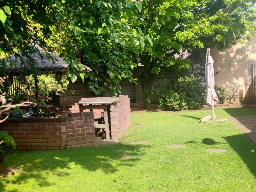 2 Bedroom Property for Sale in Huntingdon Gauteng