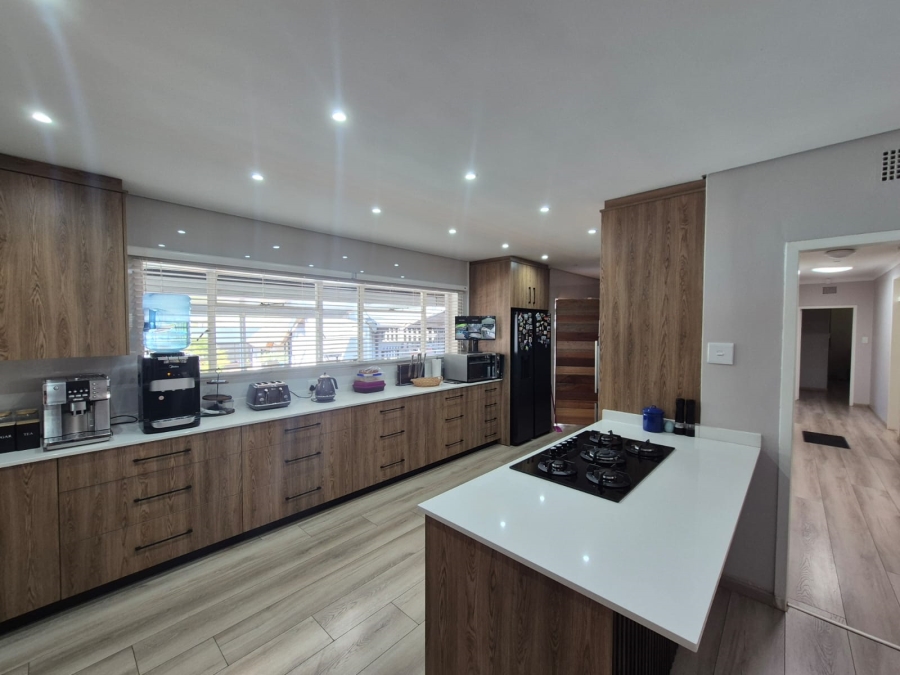 3 Bedroom Property for Sale in Vanderbijlpark SW 5 Gauteng