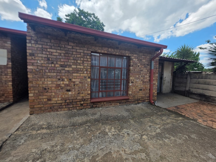 3 Bedroom Property for Sale in Vanderbijlpark Cw 6 Gauteng