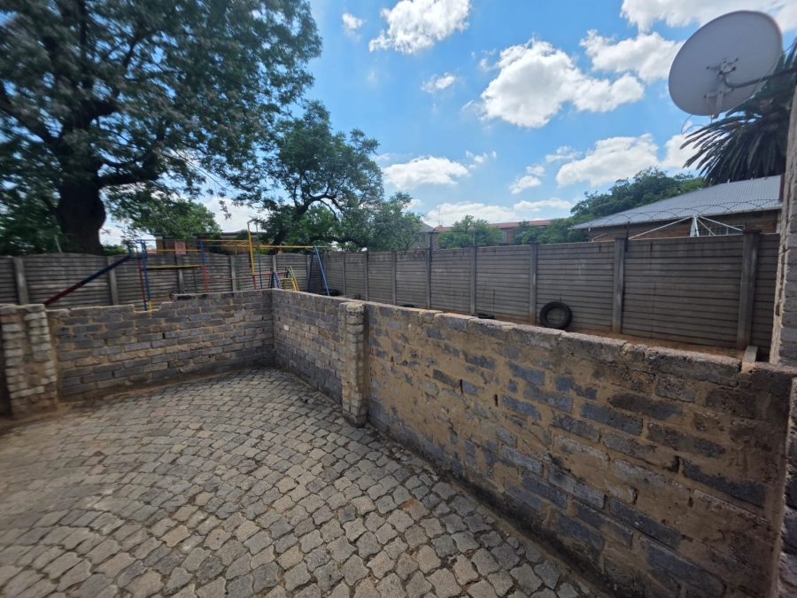 3 Bedroom Property for Sale in Vanderbijlpark Cw 6 Gauteng