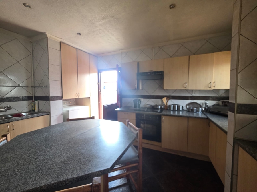 3 Bedroom Property for Sale in Vanderbijlpark Cw 6 Gauteng