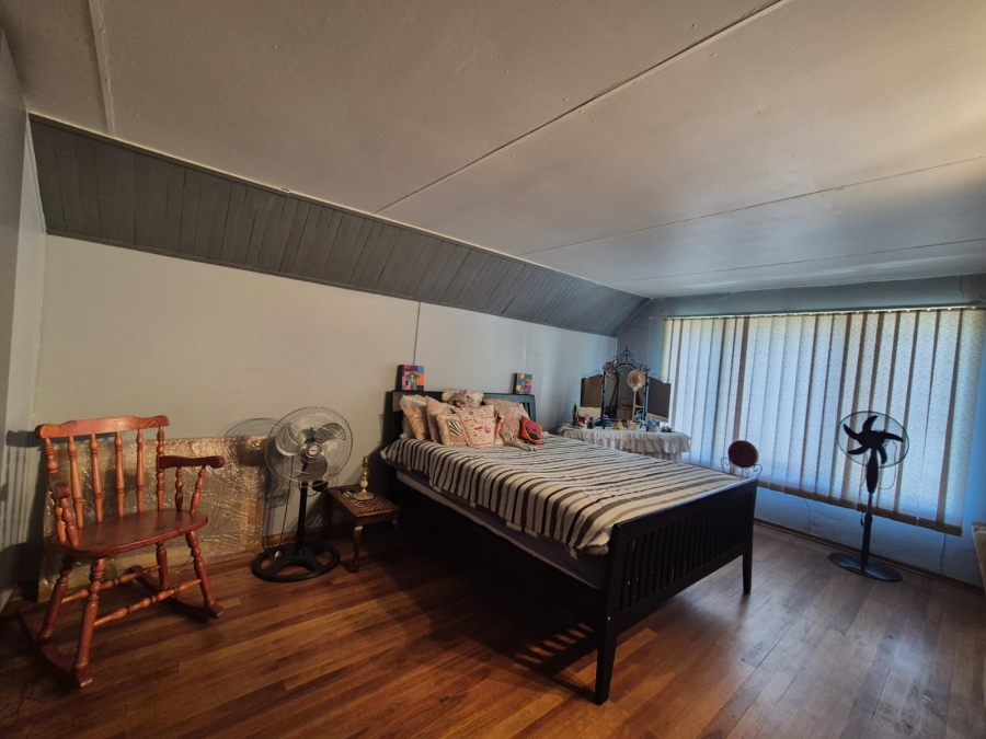 6 Bedroom Property for Sale in Three Rivers Gauteng