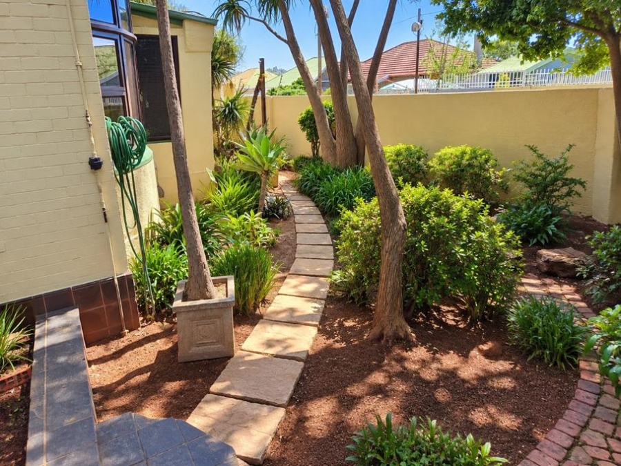 2 Bedroom Property for Sale in Kensington Gauteng