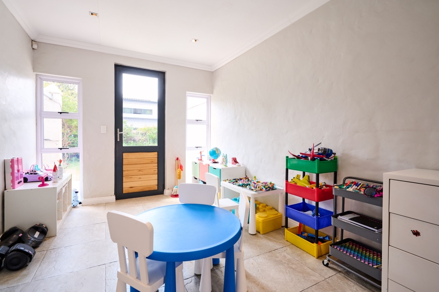 4 Bedroom Property for Sale in Woodmead Gauteng