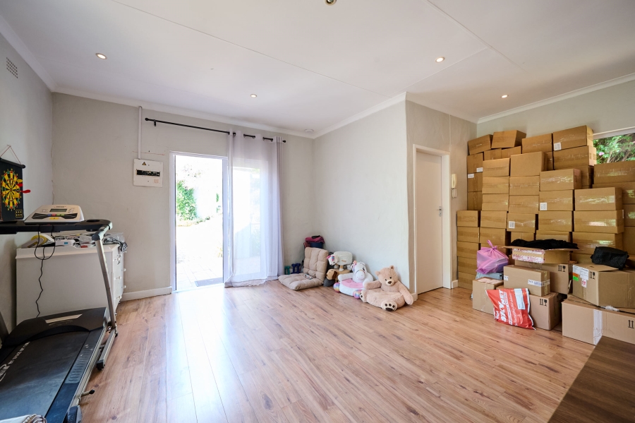4 Bedroom Property for Sale in Woodmead Gauteng