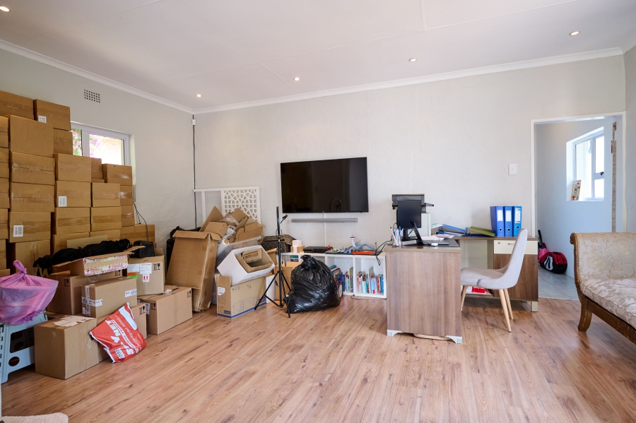4 Bedroom Property for Sale in Woodmead Gauteng