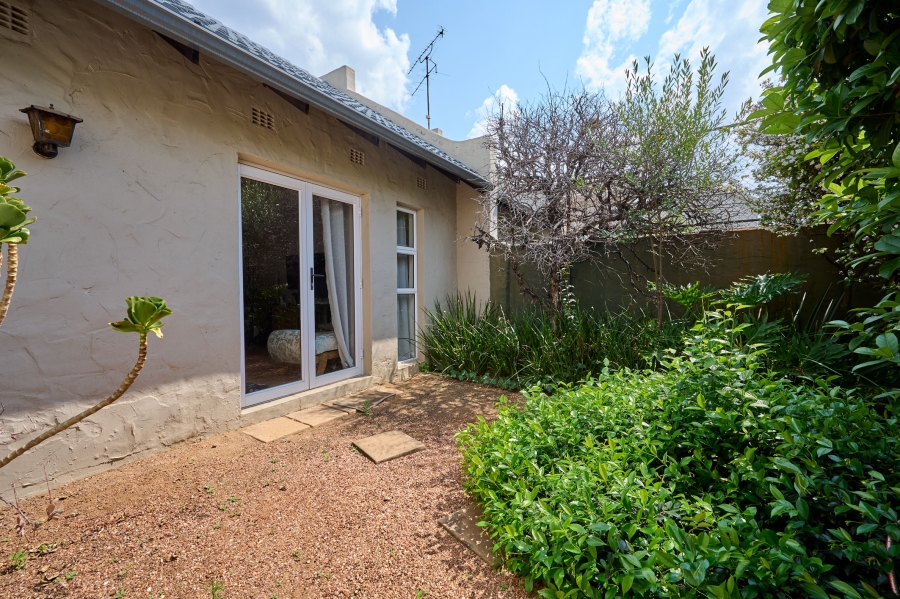 4 Bedroom Property for Sale in Woodmead Gauteng